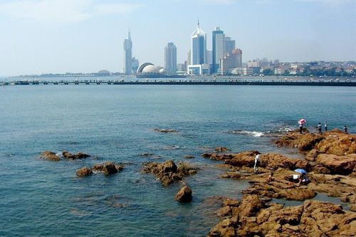 Suýt chết chìm vì chụp ảnh rồi ngủ quên trên bãi biển tại Trung Quốc