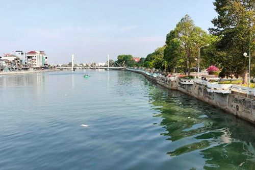 Một người đàn ông xin khai thác 3 tấn vàng dưới sông Cà Ty