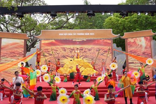 Hà Nội: Khai hội chùa Tây Phương năm 2024