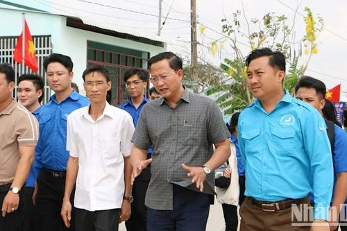 Đồng bào Khmer ở Vĩnh Lợi chung tay xây dựng quê hương ngày càng giàu đẹp