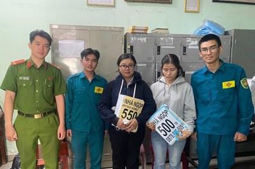 Dân quân tại TP Hồ Chí Minh nỗ lực phối hợp xóa quảng cáo trái phép