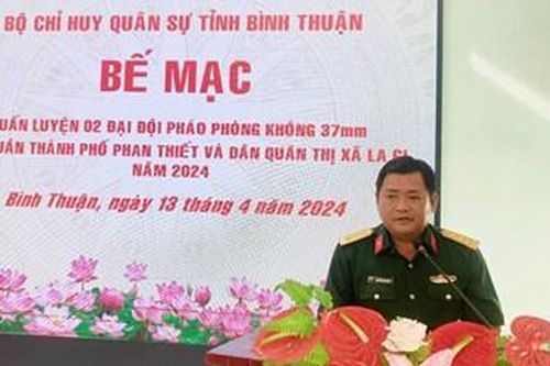 Bình Thuận bế mạc huấn luyện 2 đại đội dân quân pháo phòng không 37mm