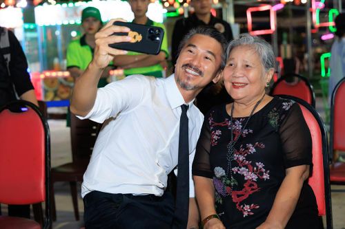 Dàn nghệ sĩ gạo cội 'chào tạm biệt' công viên điện ảnh