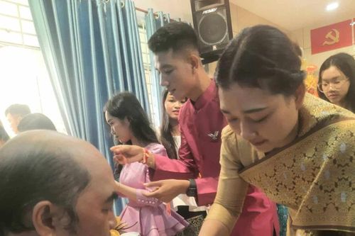 Họp mặt đón Tết cổ truyền Lào, Campuchia tại TPHCM