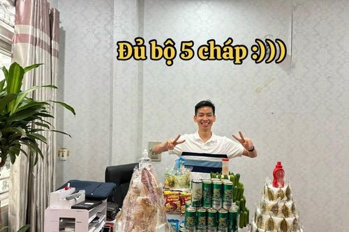 'Độc lạ' tặng quà sinh nhật sếp theo phong cách Gen Z
