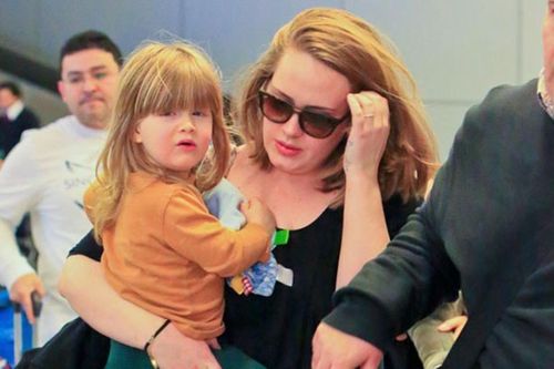 Adele tiết lộ điều thú vị nhất khi nuôi dạy con tuổi 'ẩm ương'
