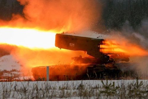 Bắt đầu chế tạo hệ thống phun lửa hạng nặng TOS-3 Drakon