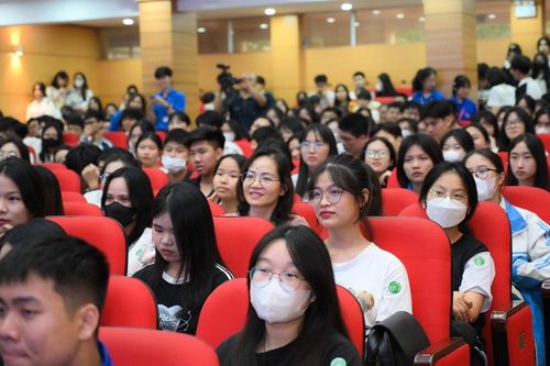 Một ngày trải nghiệm làm sinh viên Trường Đại học Y Hà Nội