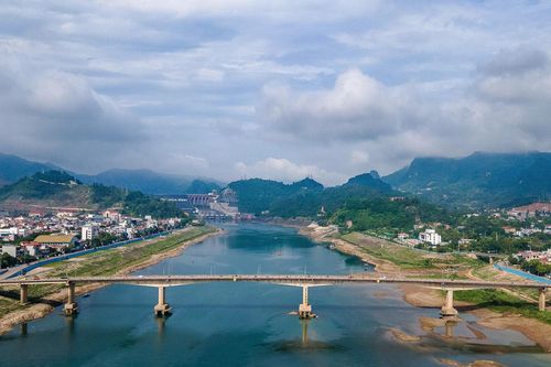 Sông Đà - một đoạn đường đời
