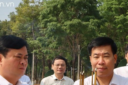 Điểm tin ngày 13/4