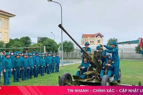 Hoàn thành huấn luyện đại đội pháo phòng không và pháo binh