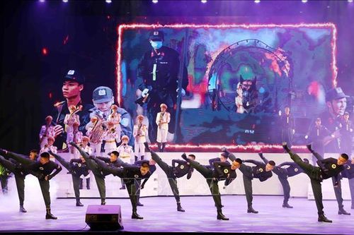 Chương trình nghệ thuật kỷ niệm 50 năm Ngày truyền thống lực lượng CSCĐ