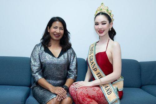 Thời trang thảm họa của tân Miss Grand Thailand khi mới bắt đầu nhiệm kỳ