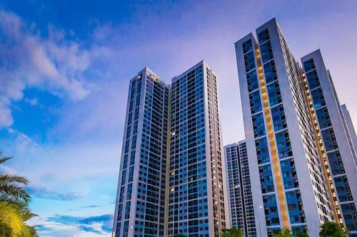 Thị trường bất động sản 'hửng nắng'