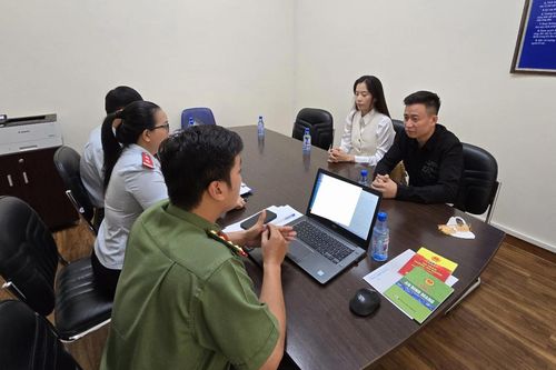 Xử lý nghiêm nghệ sĩ hành xử không chuẩn mực trên mạng