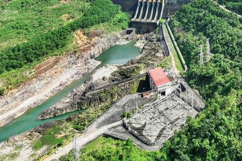 Điều tiết nguồn nước ứng phó hạn mặn