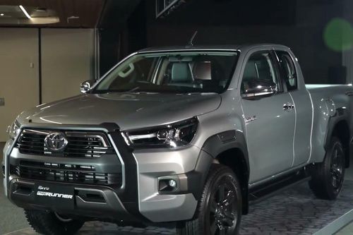 Xe bán tải Toyota Hilux Revo 2024 có phiên bản mới