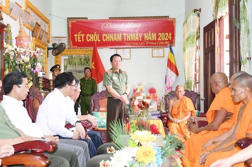 Trà Vinh: Lãnh đạo Bộ Công an thăm, chúc mừng Tết cổ truyền Chôl Chnam Thmây