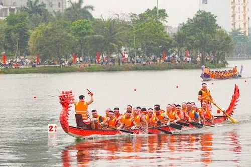 Phú Thọ: Gần 300 vận động viên sôi nổi tham gia giải bơi chải trên hồ Văn Lang