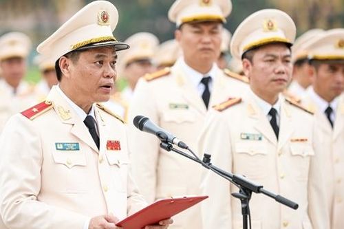Lực lượng Cảnh sát cơ động báo công dâng Bác những thành tích, chiến công qua 50 năm