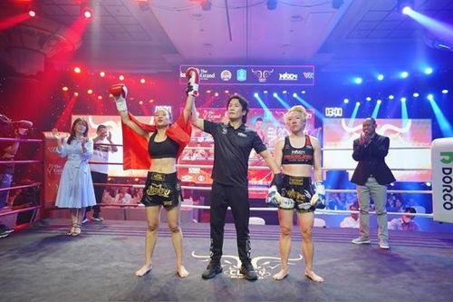 2 võ sĩ Kickboxing Việt Nam thắng áp đảo tại MAXFC 26