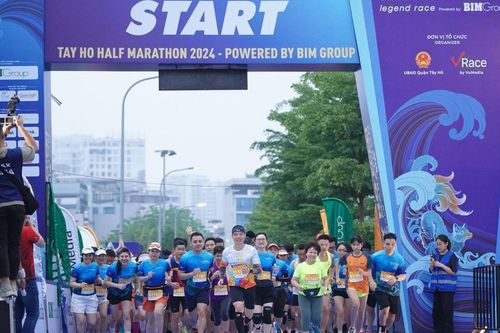 Giải bán marathon lớn nhất Việt Nam chính thức khởi tranh tại Hà Nội