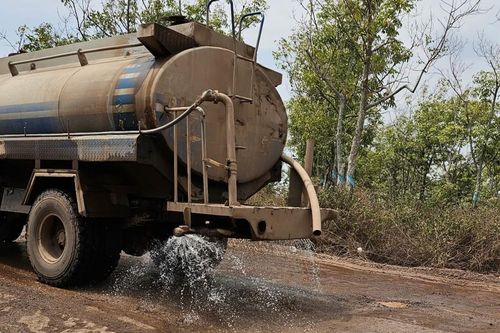 Buộc đơn vị khai thác mỏ đá Núi Nứa làm đúng quy định về môi trường