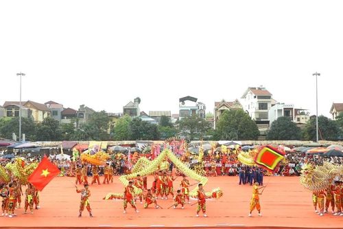 Mãn nhãn với Liên hoan nghệ thuật múa rồng huyện Thanh Oai lần thứ hai 2024