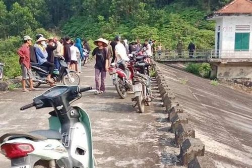 Hà Tĩnh: một nam sinh lớp 8 tử vong vì bị đuối nước