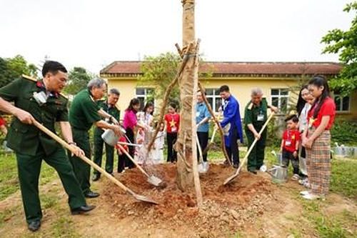 Lan tỏa thông điệp 'khát vọng xanh' đến cộng đồng