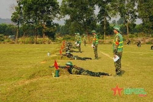Chiến sĩ mới Trung đoàn 19, Sư đoàn 968 (Quân khu 4) yêu đơn vị từ những ngày đầu
