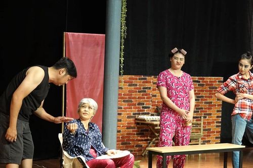 'Ủa… ngộ lắm nha!' thấm đẫm tình người