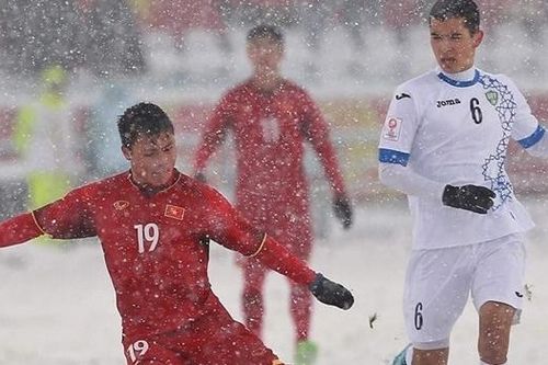 Trước U23 châu Á 2024, Quang Hải được AFC vinh danh