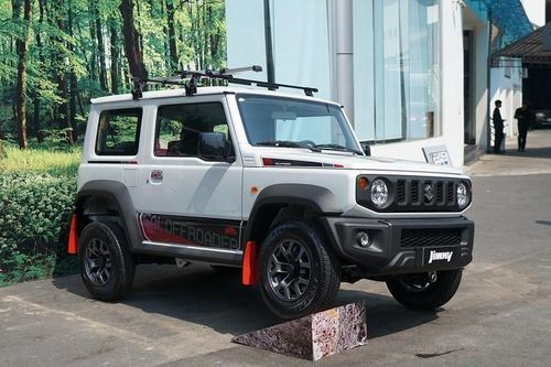 Cập nhật bảng giá lăn bánh Suzuki Jimny vừa ra mắt