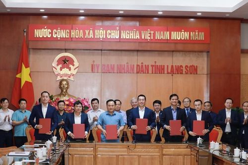 Ký kết hợp đồng thực hiện dự án cao tốc cửa khẩu Hữu Nghị - Chi Lăng