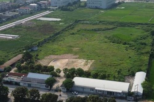 Bệnh viện hơn 200 tỷ đồng khởi công rồi bỏ hoang cả chục năm