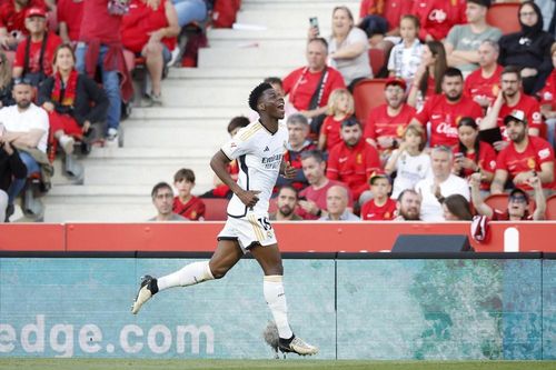 Real Madrid tiến sát ngôi vô địch nhờ siêu phẩm của Tchouameni