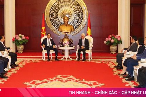 Chủ tịch UBND tỉnh Hà Tĩnh thăm, làm việc với Đại sứ quán Việt Nam tại Trung Quốc