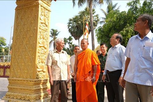 Lãnh đạo tỉnh Tây Ninh thăm, chúc Tết Chôl Chnăm Thmây đồng bào dân tộc Khmer
