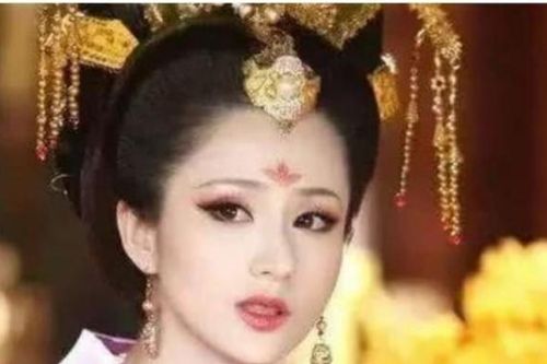 Tại sao nhiều công chúa thời cổ đại lại hiếm muộn? Chưa có lời giải cho đến khi chuyên gia giám định hài cốt đột nhiên nhận ra