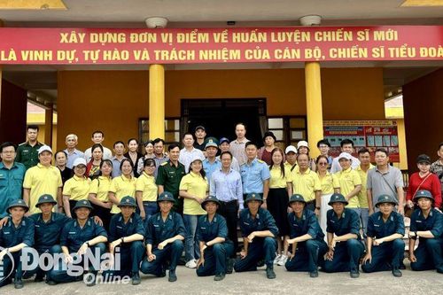 Chiến sĩ Biên Hòa chấp hành nghiêm kỷ luật, huấn luyện đạt kết quả tốt