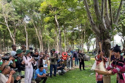 3 đoàn nghệ nhân có hoạt động ấn tượng nhất tại Ngày hội văn hóa các dân tộc tỉnh Gia Lai