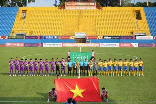 Bóng đá Việt Nam cần phải 'xây nhà từ móng'