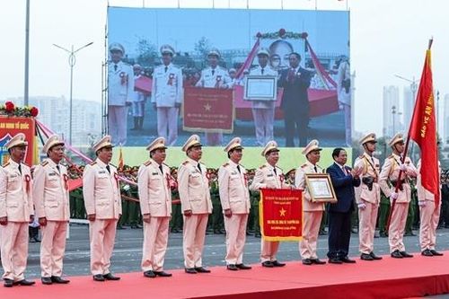 Xây dựng lực lượng CSCĐ 'pháp luật sắc, nghiệp vụ tinh, công nghệ giỏi, ngoại ngữ tốt, hình ảnh đẹp'