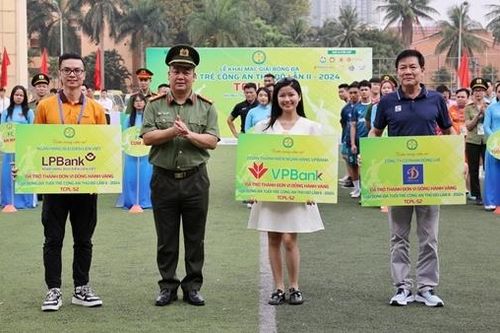 Khai mạc vòng chung kết giải bóng đá Tuổi trẻ Công an Thủ đô