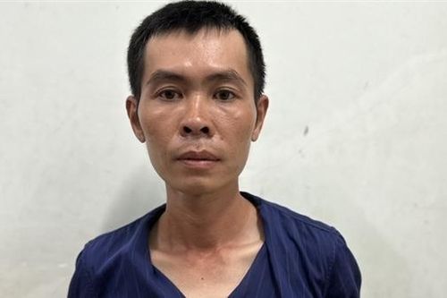 Vào tiệm vàng, vờ mua lắc rồi giật bỏ chạy