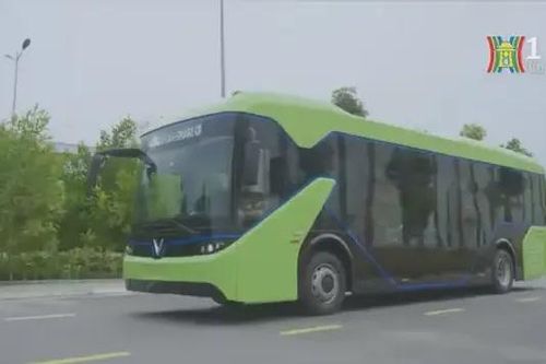 Hà Nội 'xanh' hóa xe buýt
