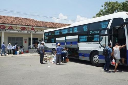Sạt lở hầm Đèo Cả, hơn 6000 khách đi tàu đã được trung chuyển