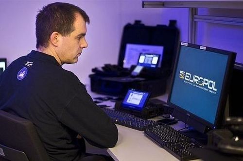 Tội phạm quốc tế có tổ chức: Quả bom nổ chậm trong lòng châu Âu