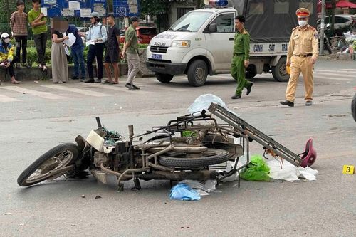Nữ tài xế gây tai nạn liên hoàn khiến 2 người bị thương